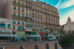 Vieux Port de Marseille Café
